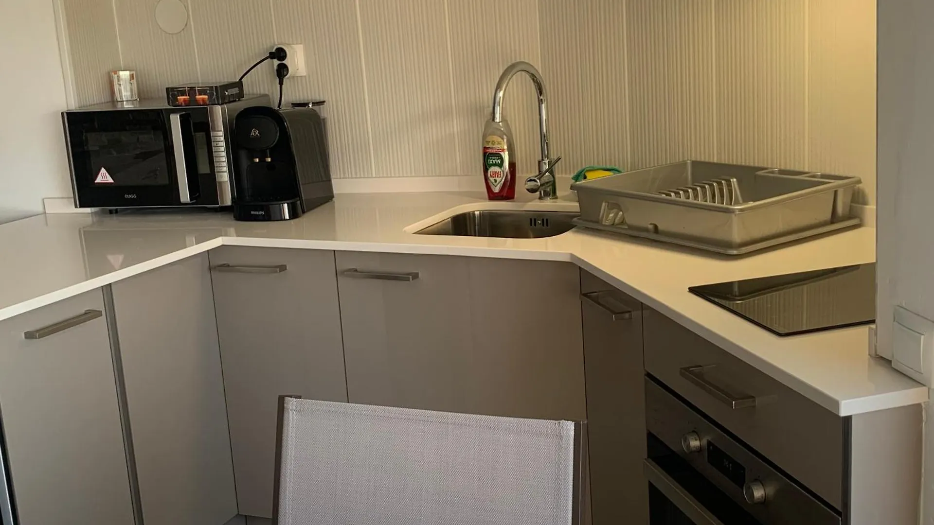 Estudio La Pineda Playa 0*,